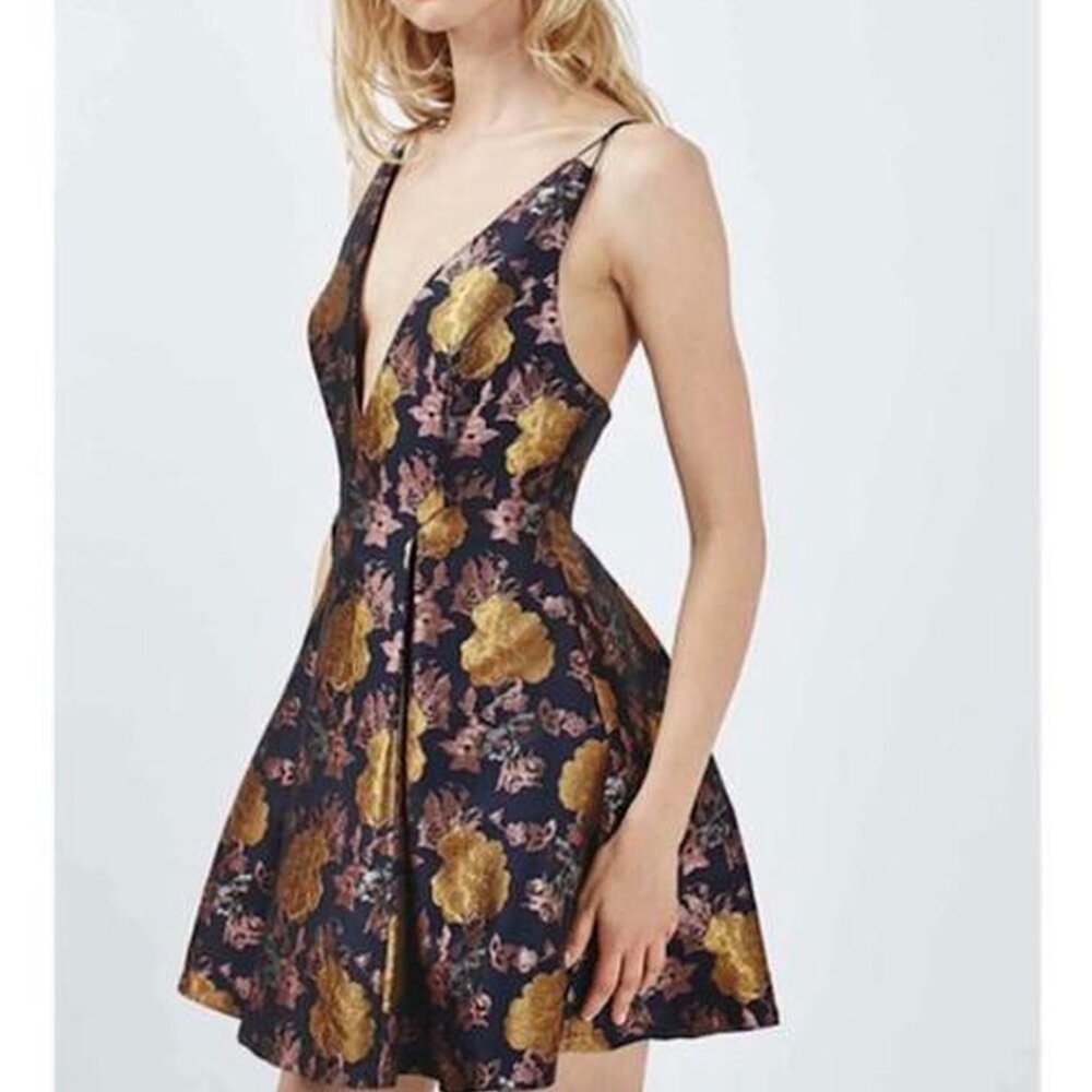Topshop Floral Jacquard Navy and Gold Pleated Dress - size 6